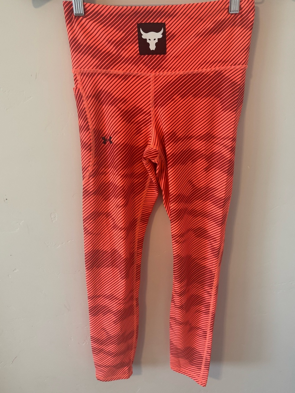 Under Armour Orange Striped Women’s Leggings; 7/8 length